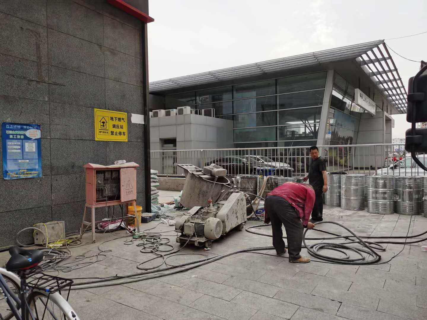 武汉一商业街基础注浆加固