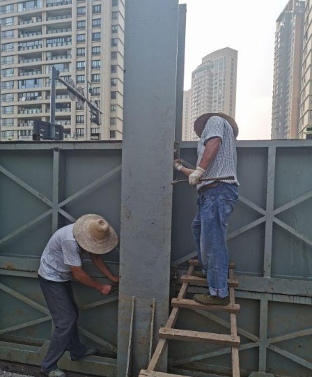 武汉汉口江滩闸口完成最后加固
